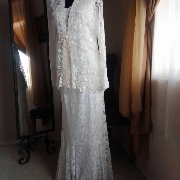 Lace Wedding Dress Formal Size 4 - Picture 2 of 12